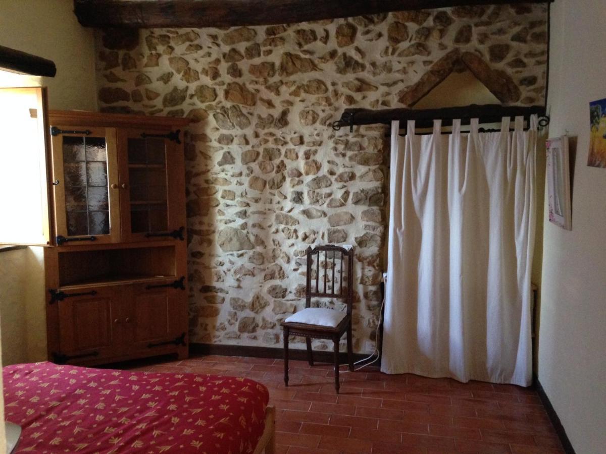 La Petite Maison En Pierres Gras Εξωτερικό φωτογραφία