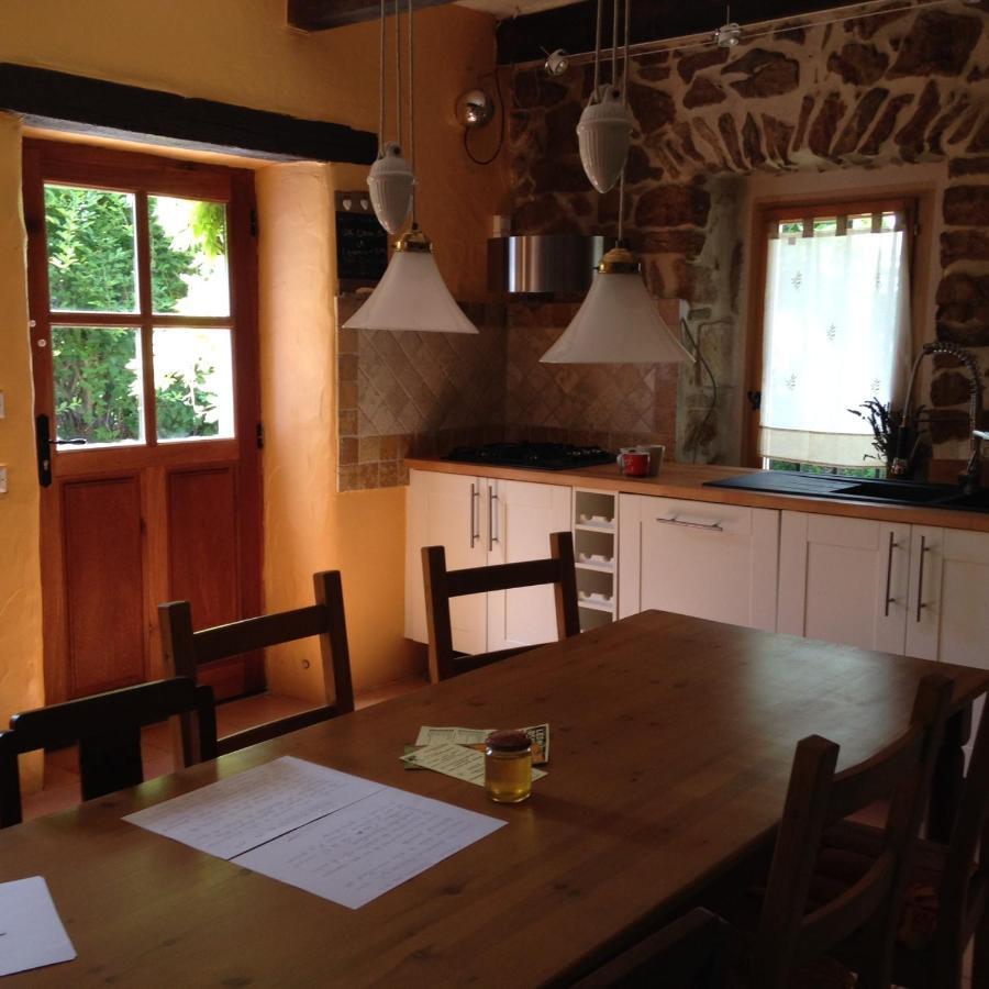 La Petite Maison En Pierres Gras Εξωτερικό φωτογραφία
